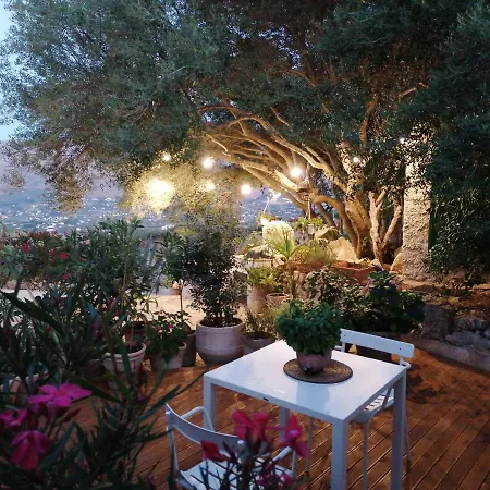Bed and breakfast Tre Giummare