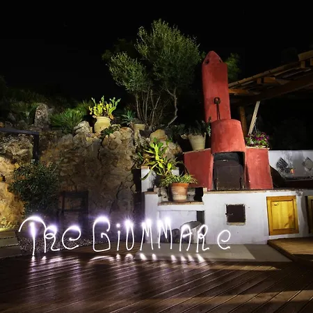 Tre Giummare فندق مبيت وإفطار