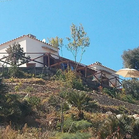 Bed and breakfast Tre Giummare 3*