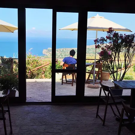Bed and breakfast Tre Giummare 3*