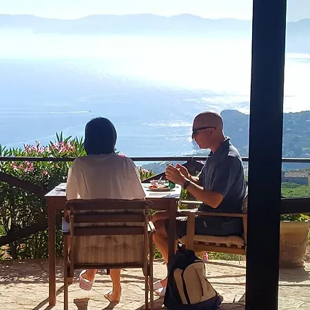 Bed & Breakfast Tre Giummare 3*